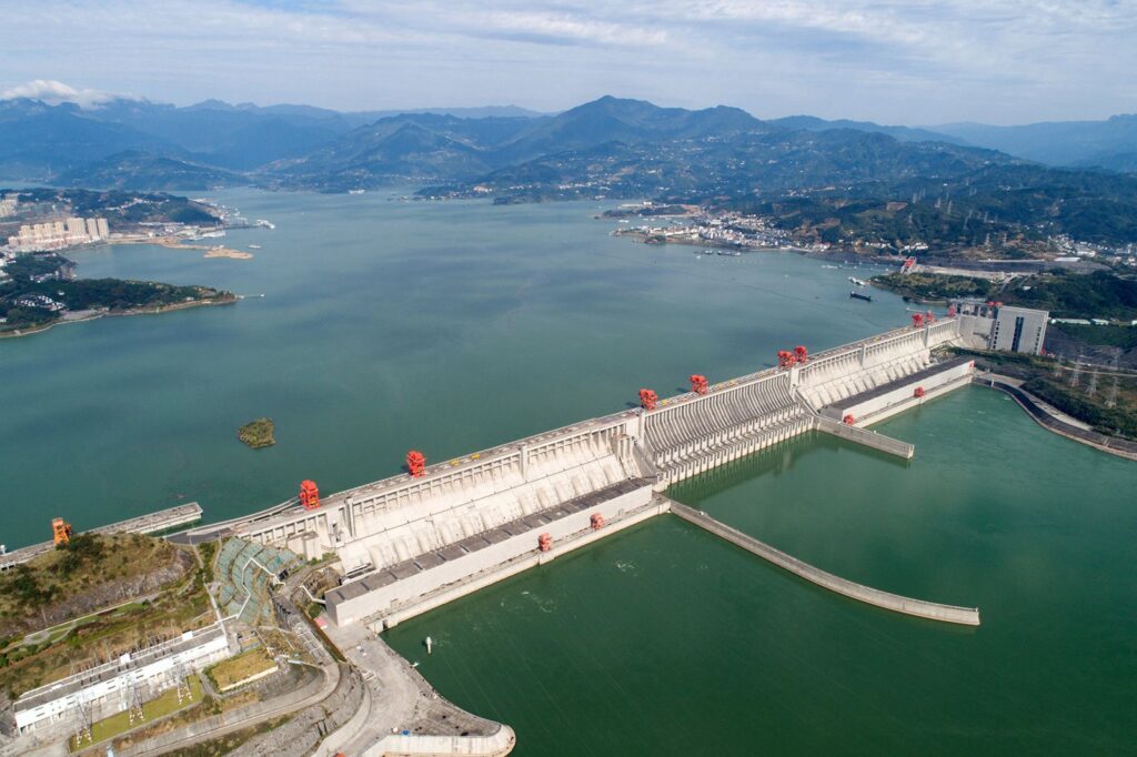 200723000418-01-world-hydropower-dams-restricted